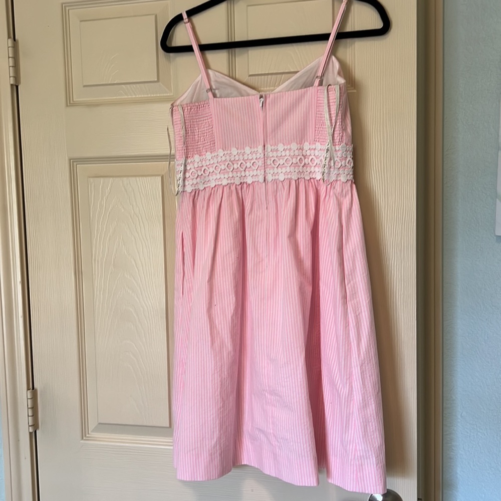 Lilly Pulitzer Women’s Seersucker Size 6 Dress. - Picture 3 of 4